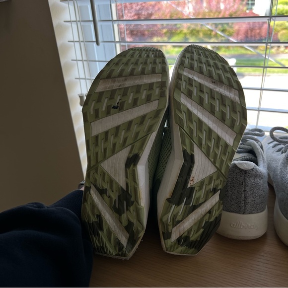 Allbirds Tree Dasher 1 in Green - Picture 7 of 7